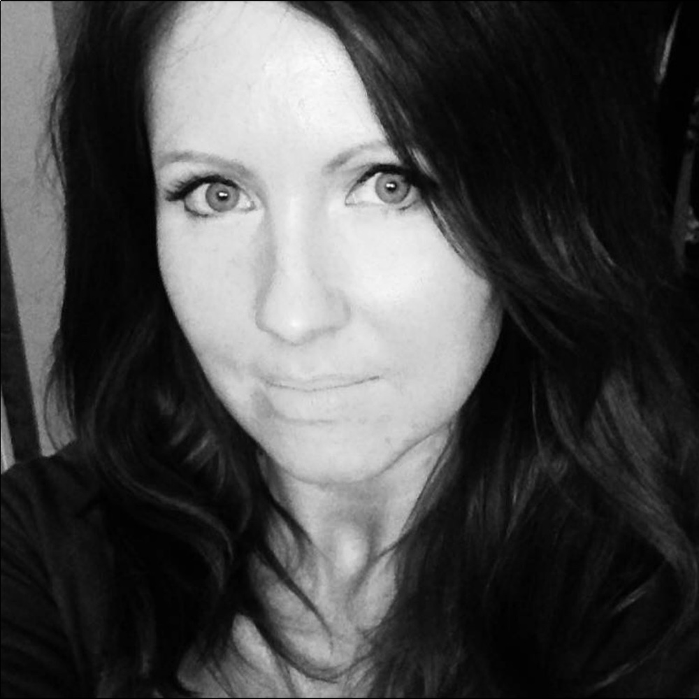 Meet your Posher, Desiree